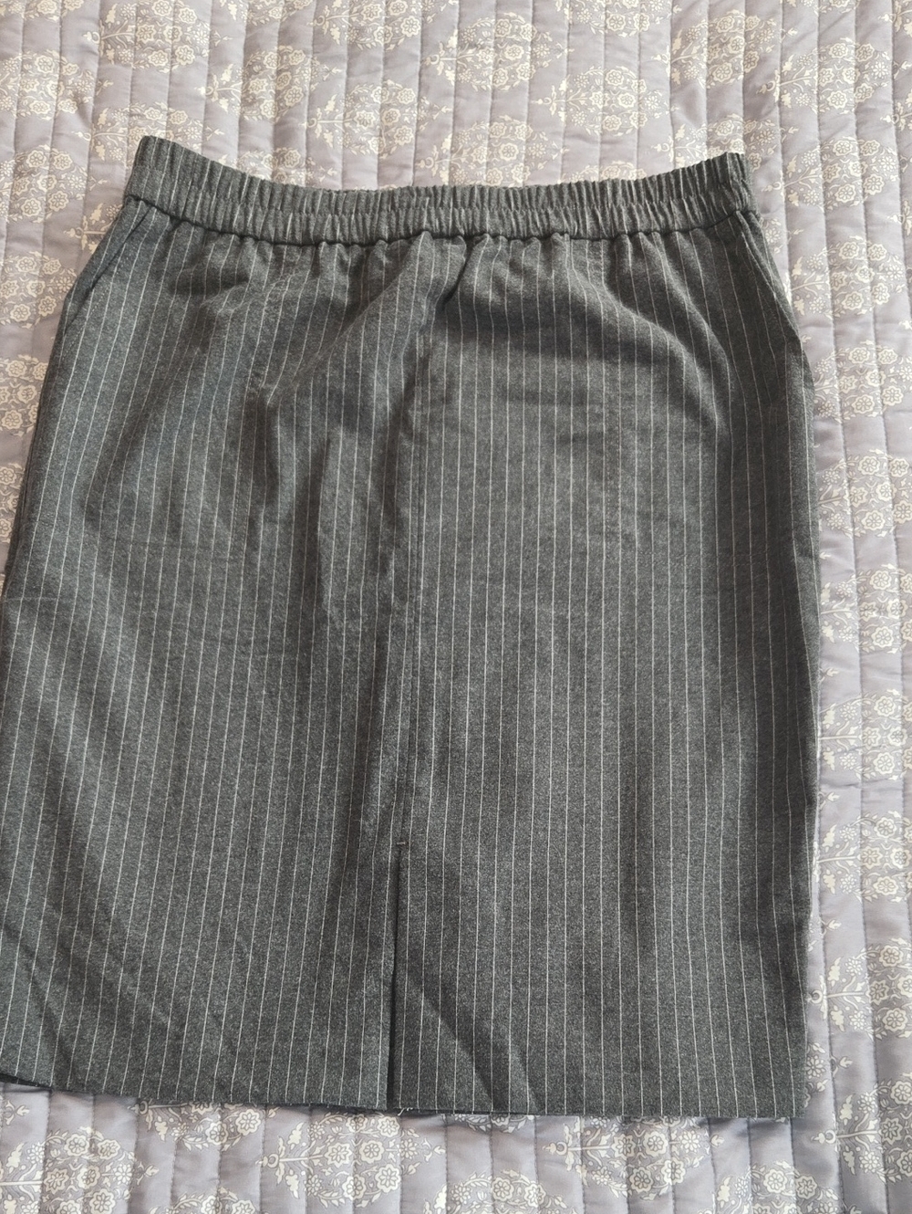 LOFT Men's Charcoal Pinstripe Dress Pants